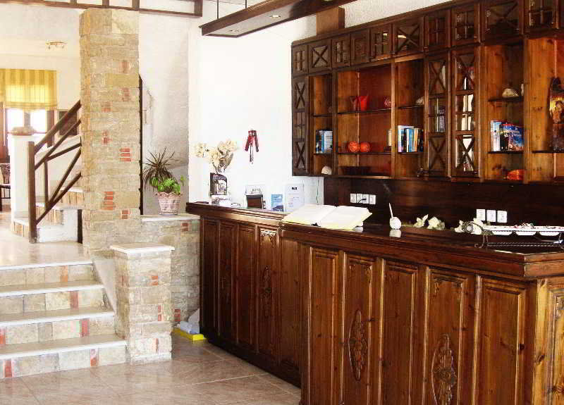Hesperia Hotel Karlovassi Esterno foto