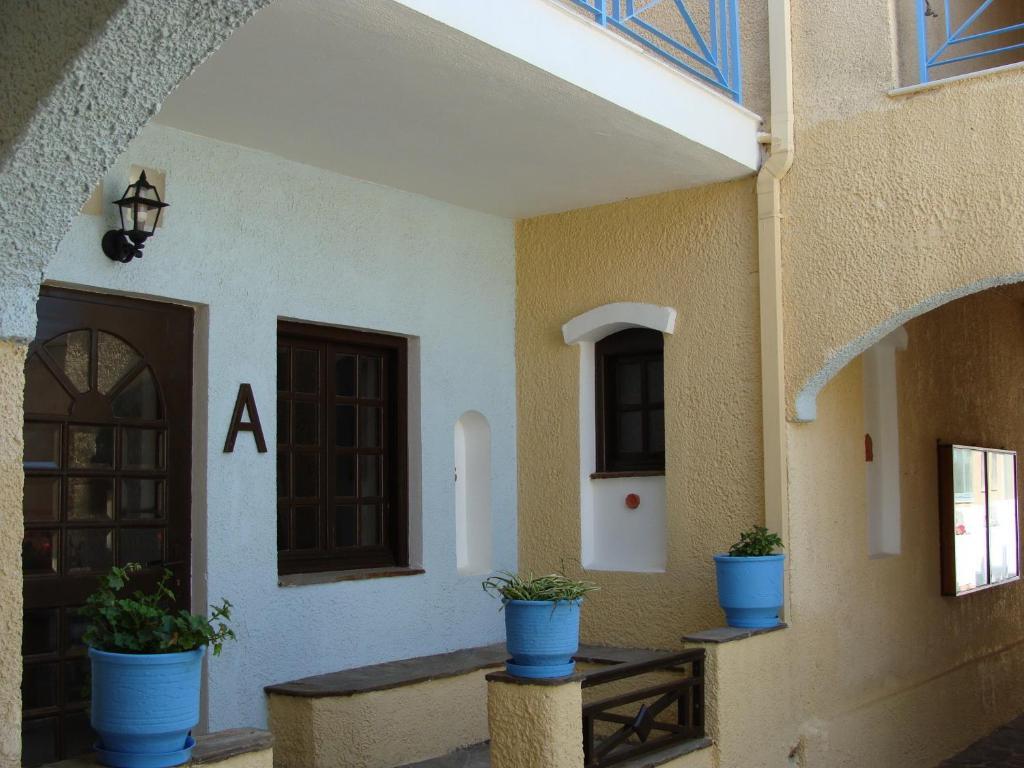 Hesperia Hotel Karlovassi Esterno foto